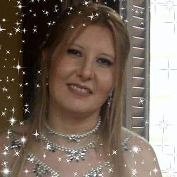 Meet your Posher, Andrea - Picture 1 of 1